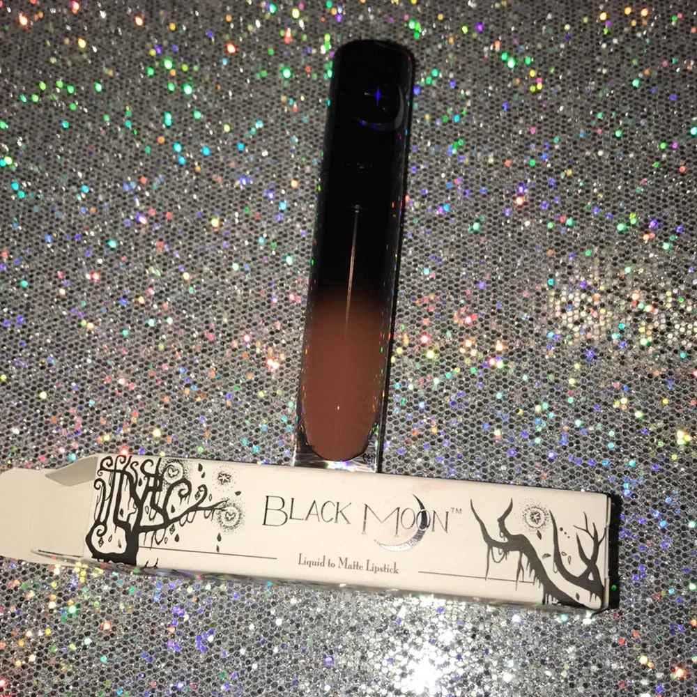 DUSK Black 🌑 Moon Liquid Matte Lipstick NWT